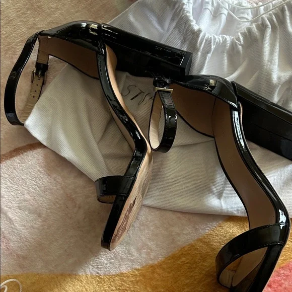 NWOT Stuart Weitzman Babette 85 Black Patent Leather Heels with dustbag - Picture 5 of 9